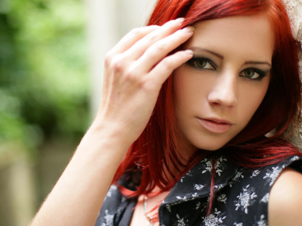 Красивая девушка Ariel Piper Fawn