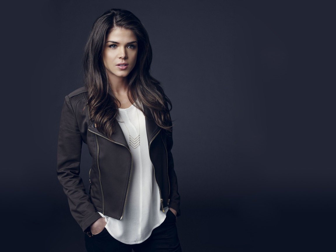 Канадская актриса Мария Авгеропулос