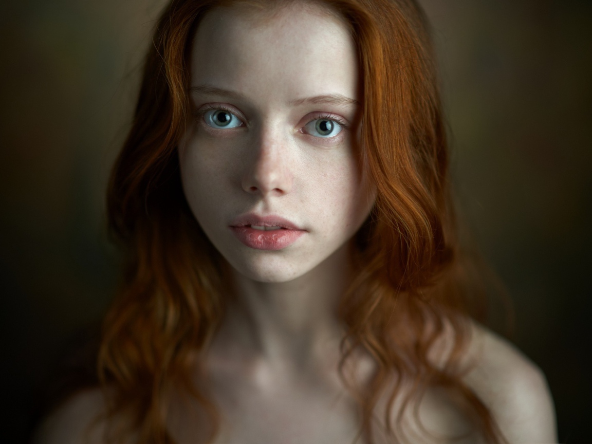 Рыжая модель, портрет