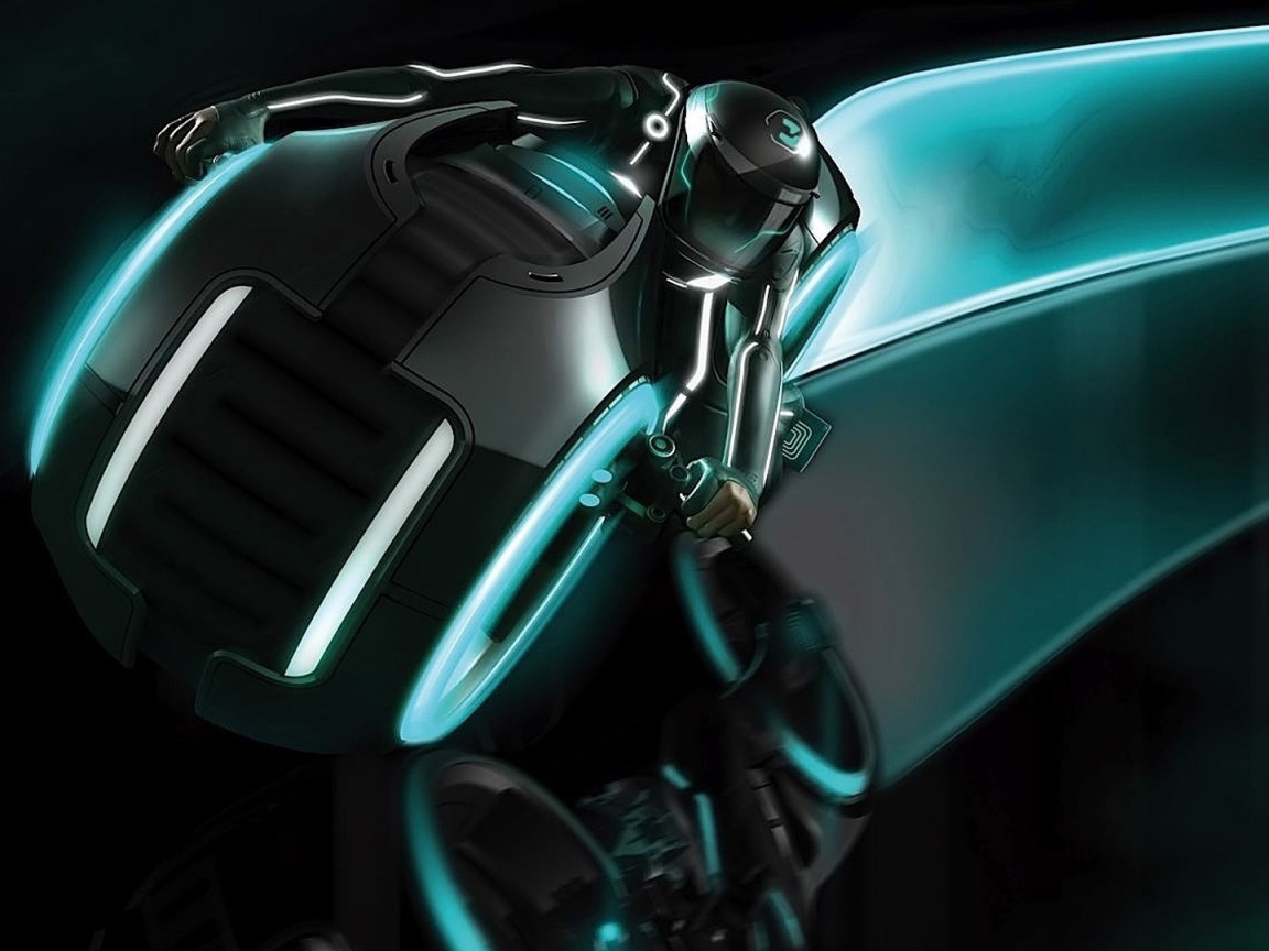 Мотоциклист в фильме Трон