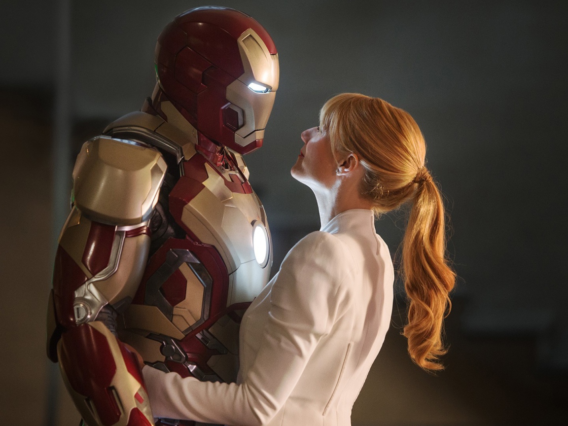 Рыжая девушка и Железный человек 3