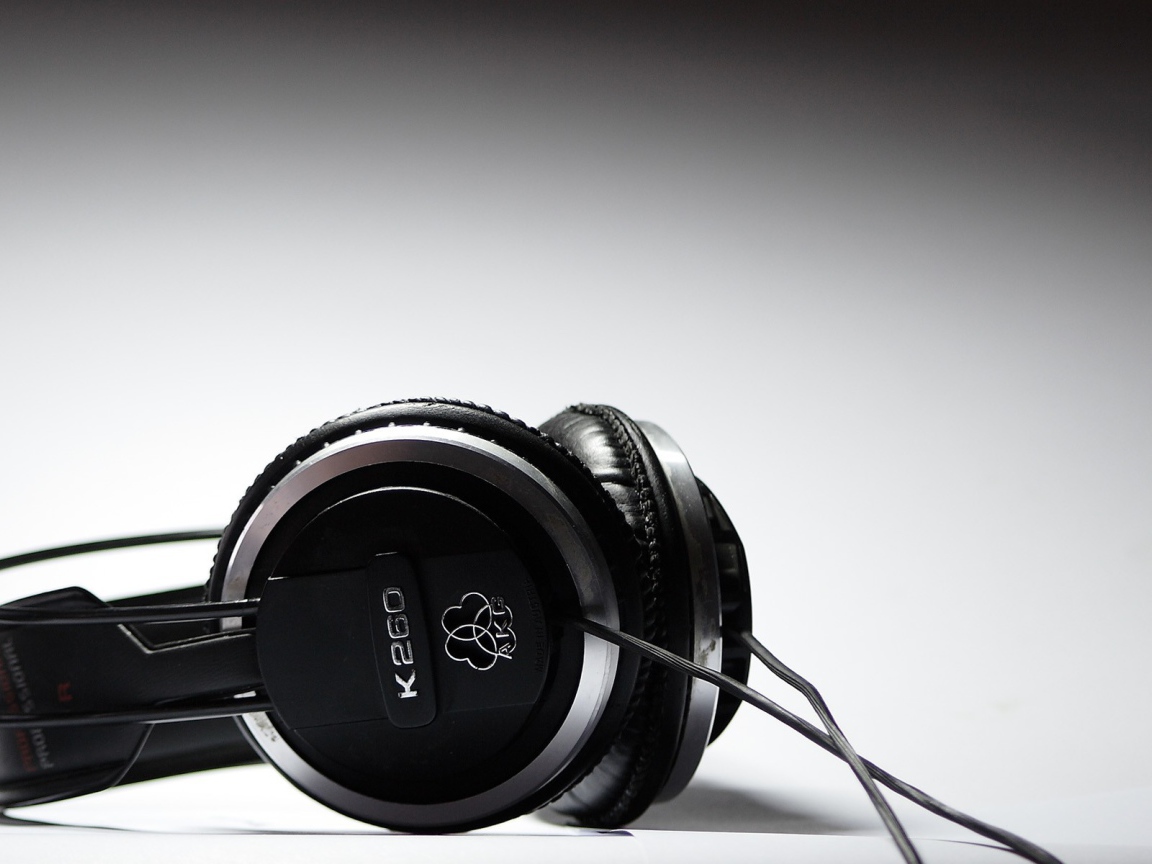 Черные наушники К260