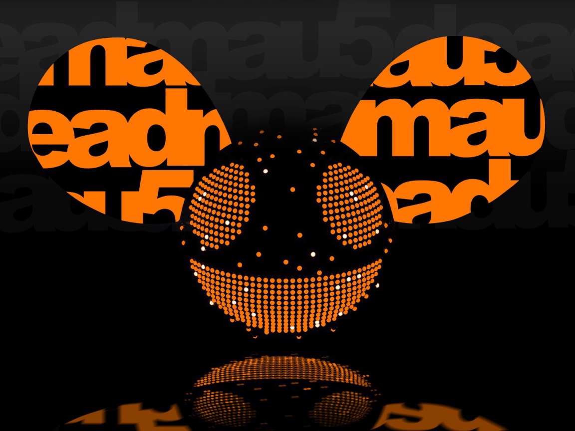 Оранжевый диджей deadmau5
