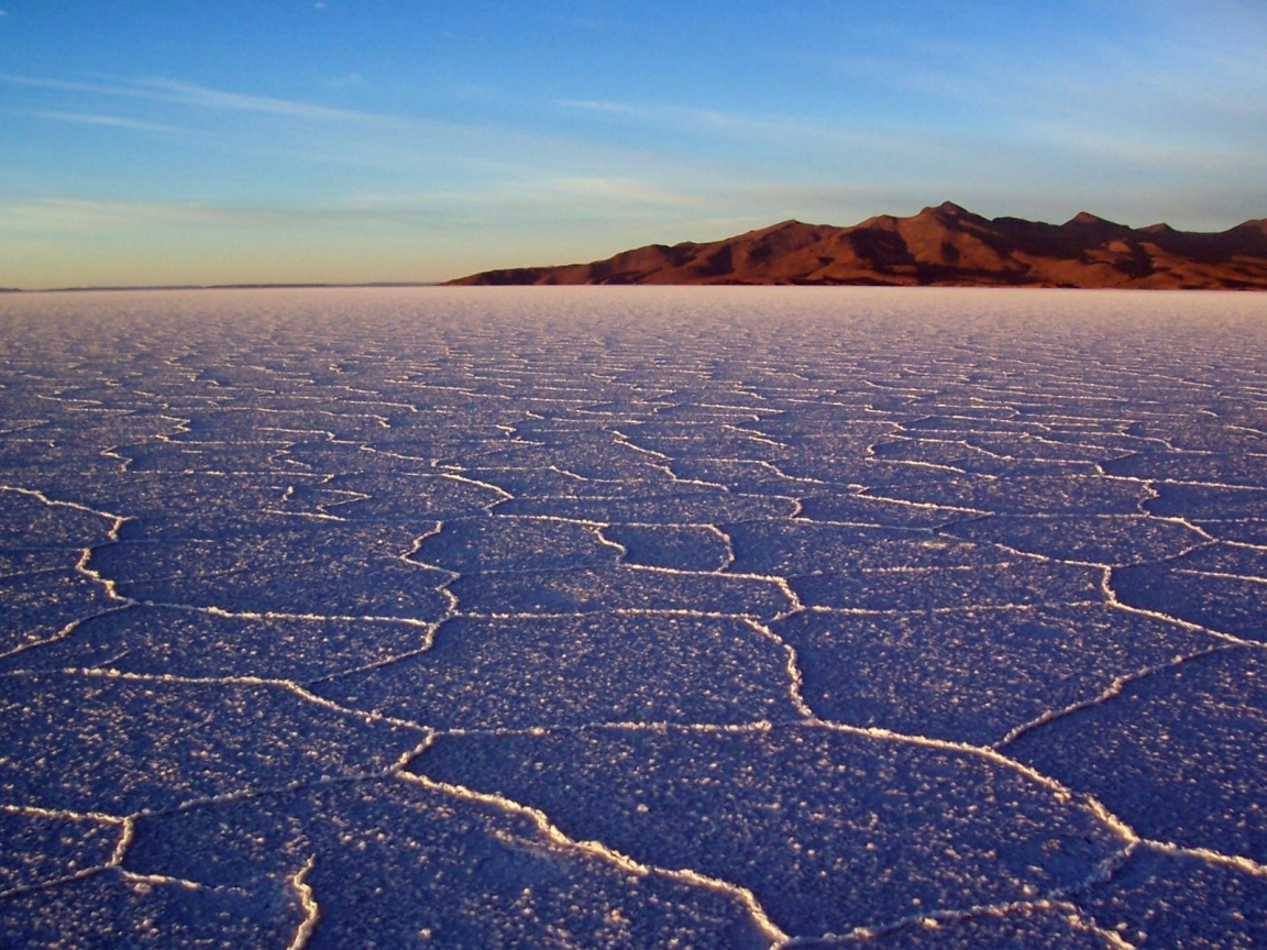 Белая солончаковая пустыня