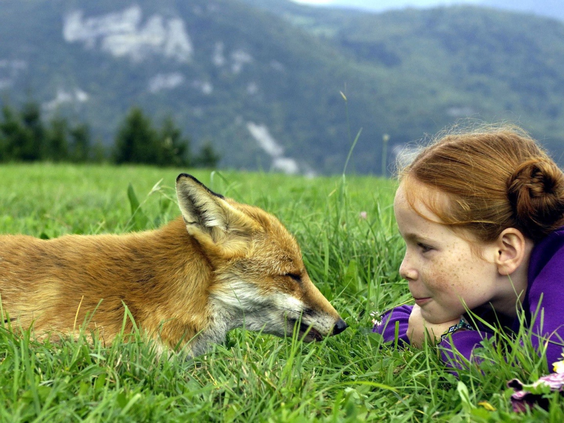 Девочка и лисёнок