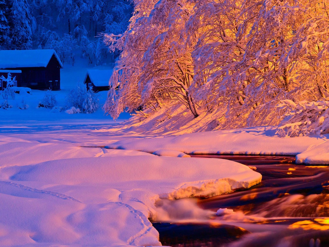River in the snow
