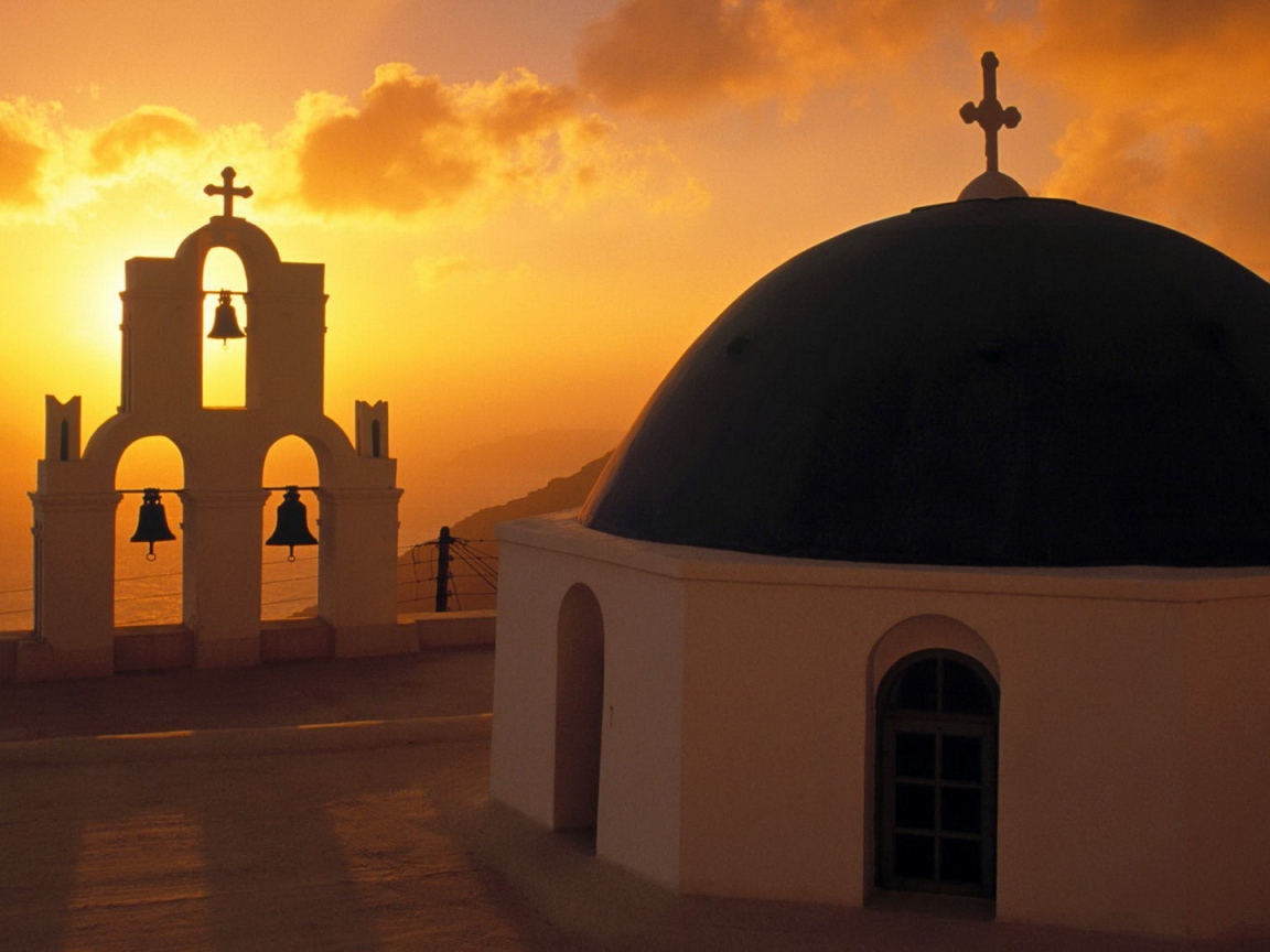 Звонница храма в Греции