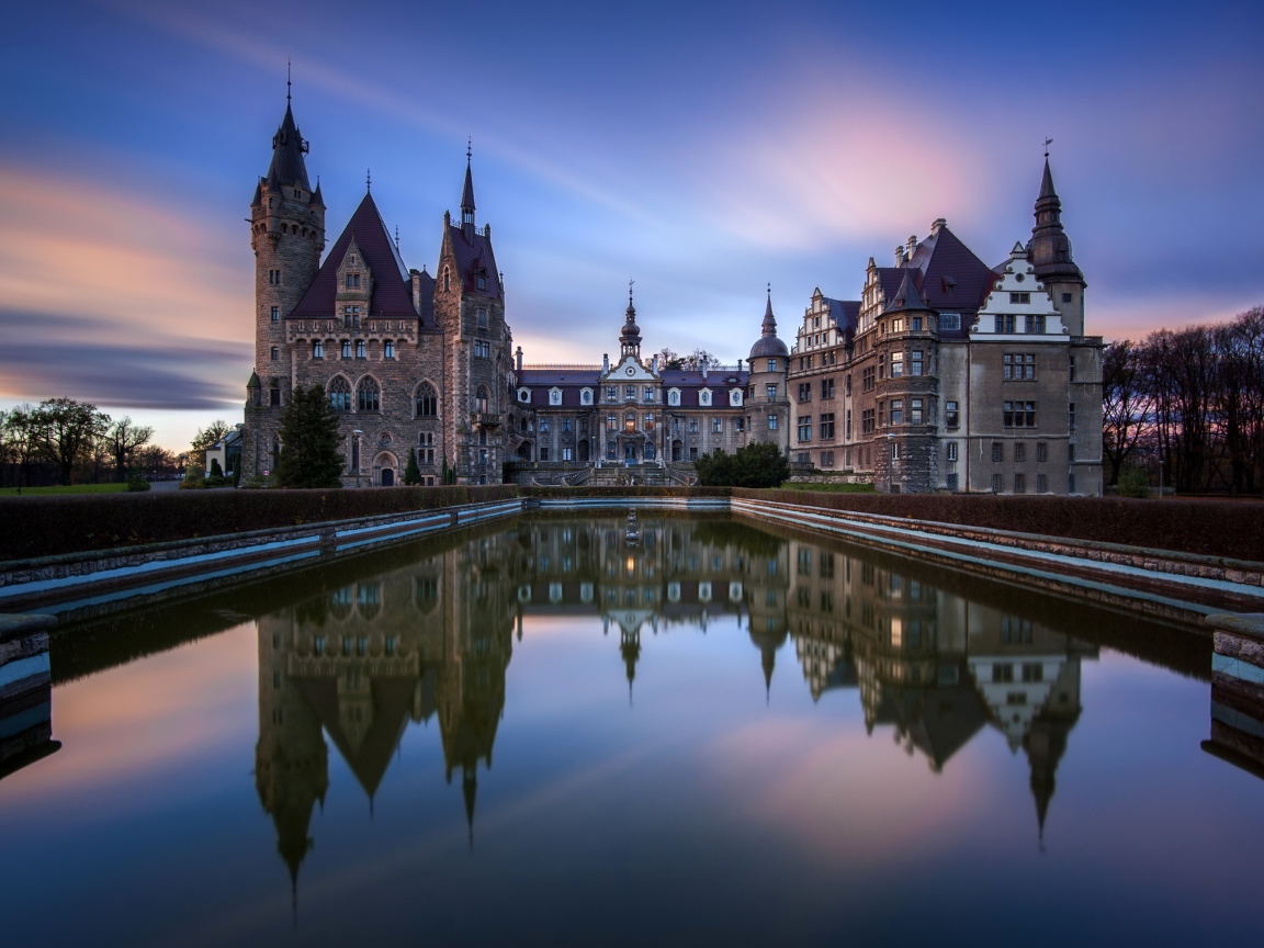 Старинный замок в Польше