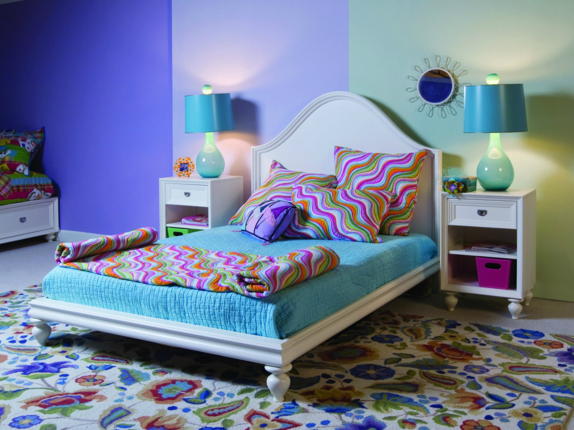 Цветная спальня