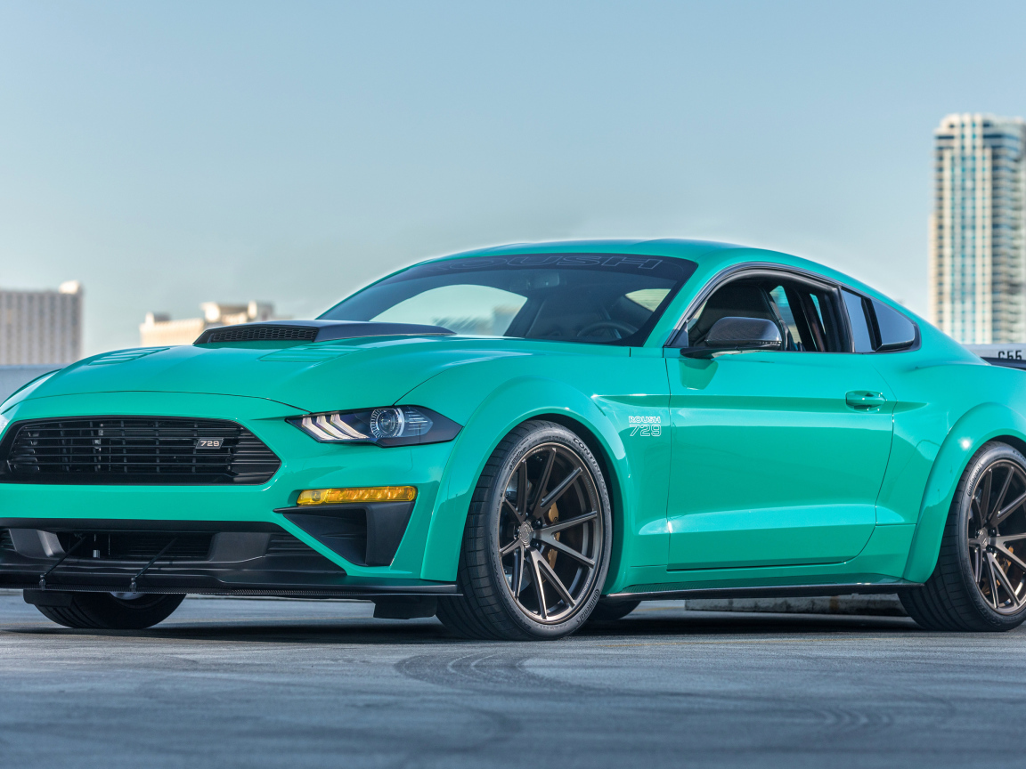 Быстрый автомобиль Roush Mustang 729, 2018