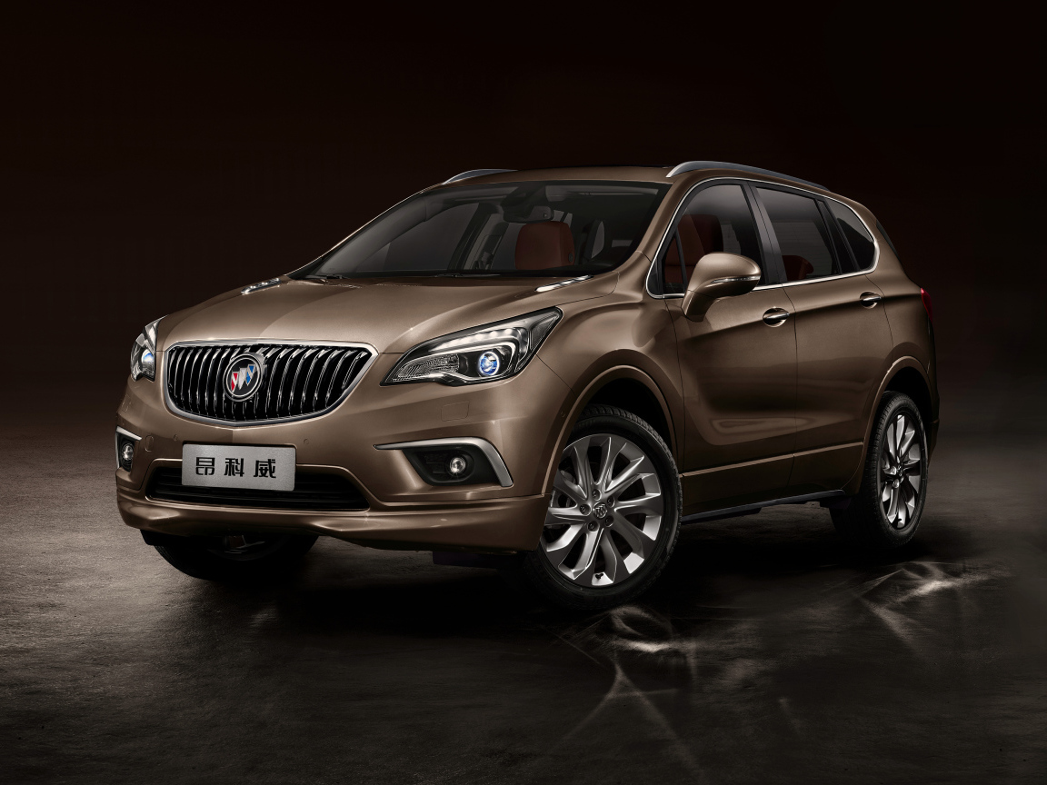 Коричневый стильный автомобиль Buick Envision
