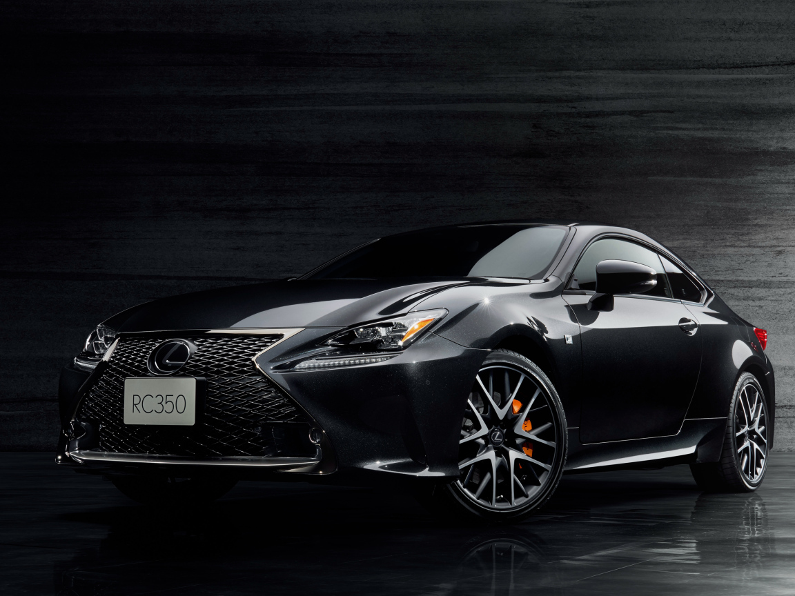 Представительный черный автомобиль Lexus RC 350 F SPORT Prime, 2017