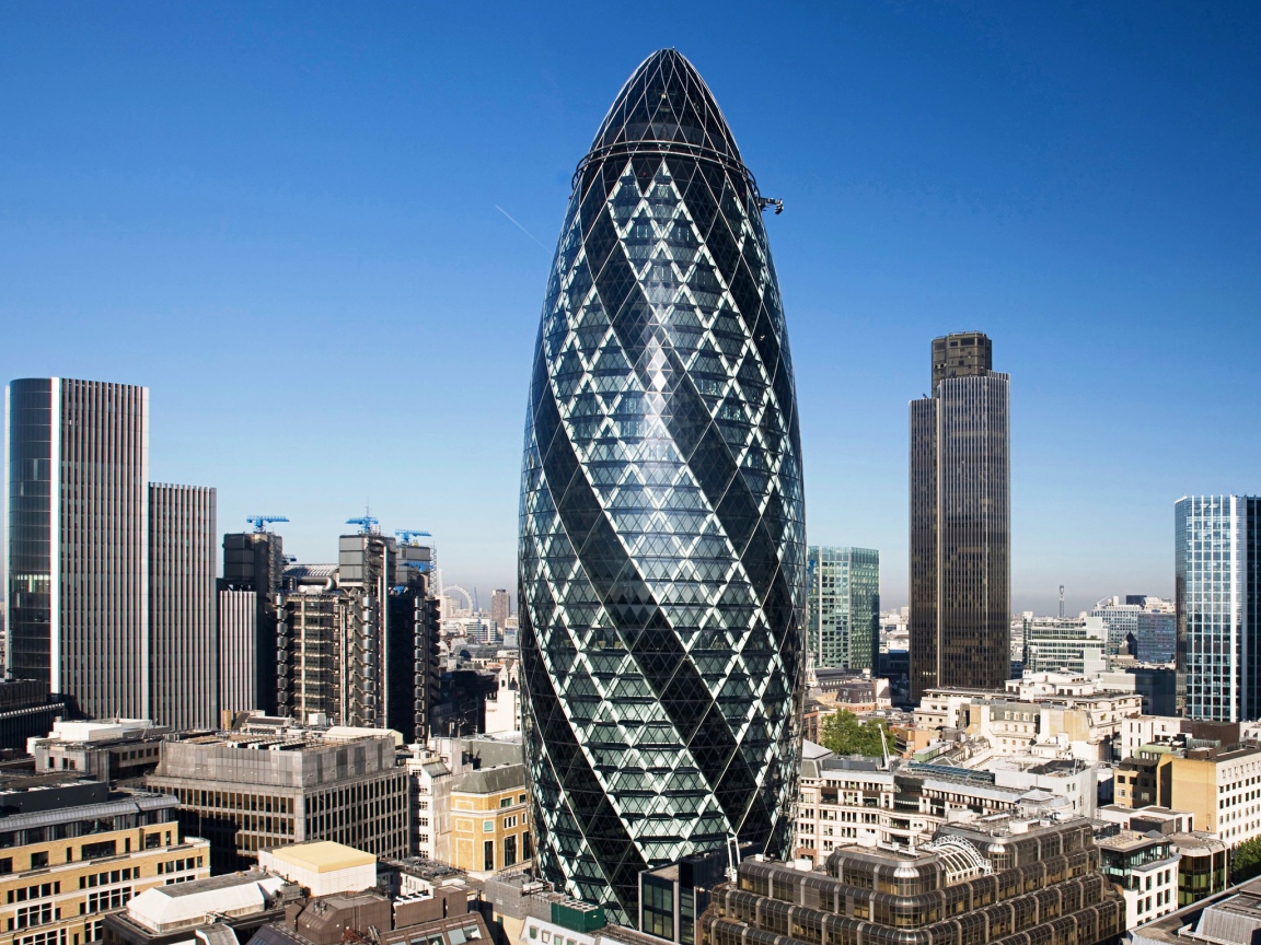 Необычный красивый небоскреб Мэри-Экс, Англия 