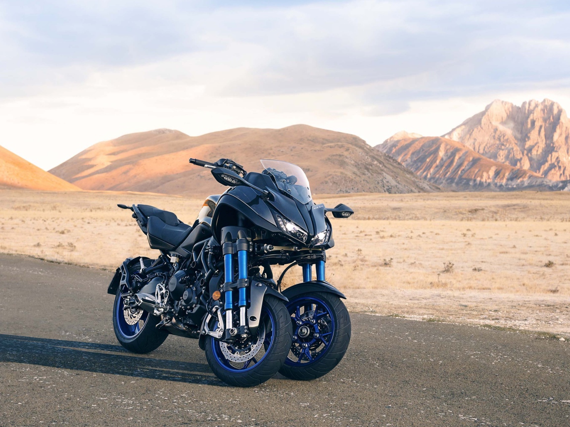 Гоночный мотоцикл Yamaha Niken, 2018