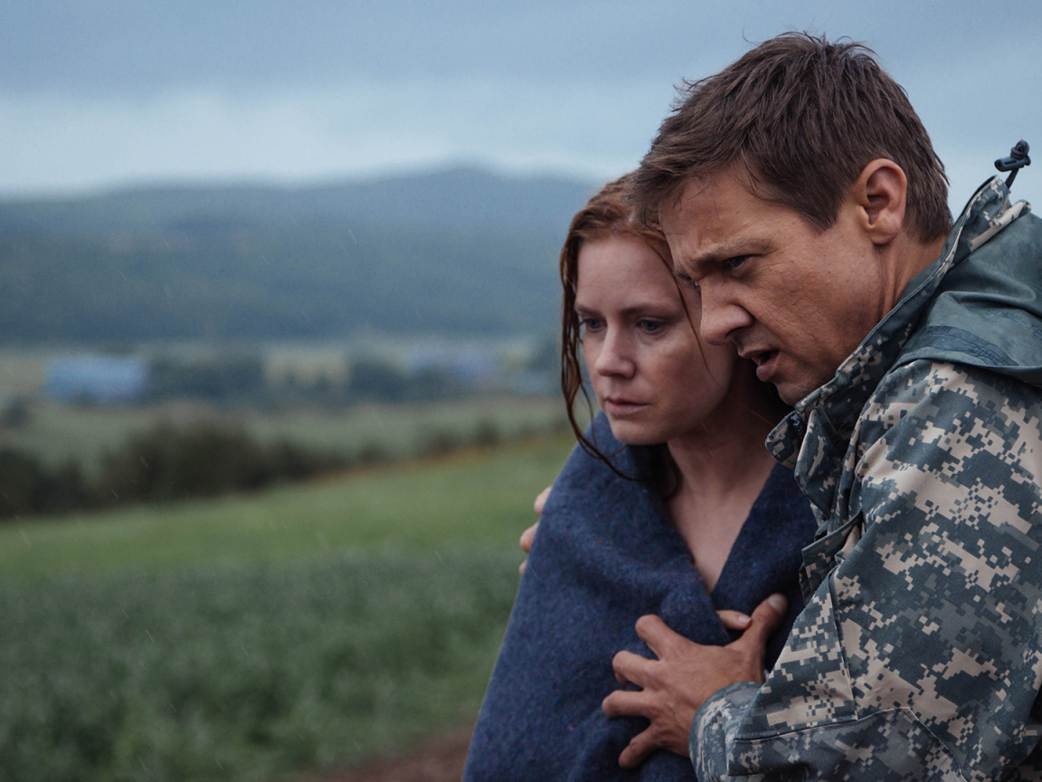 Актеры Эми Адамс и Джереми Реннер фильм Прибытие  