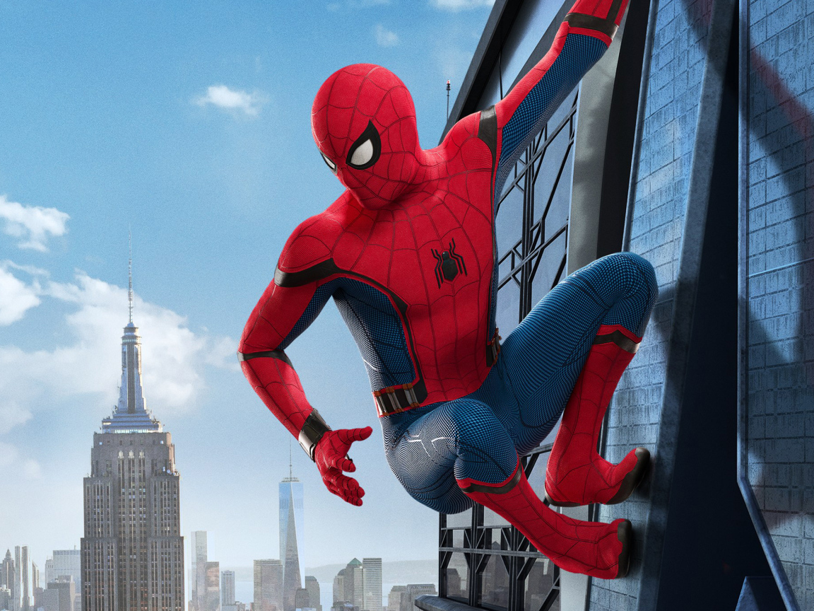 Главный герой фильма Человек-паук. Возвращение домой 2017 на стене 