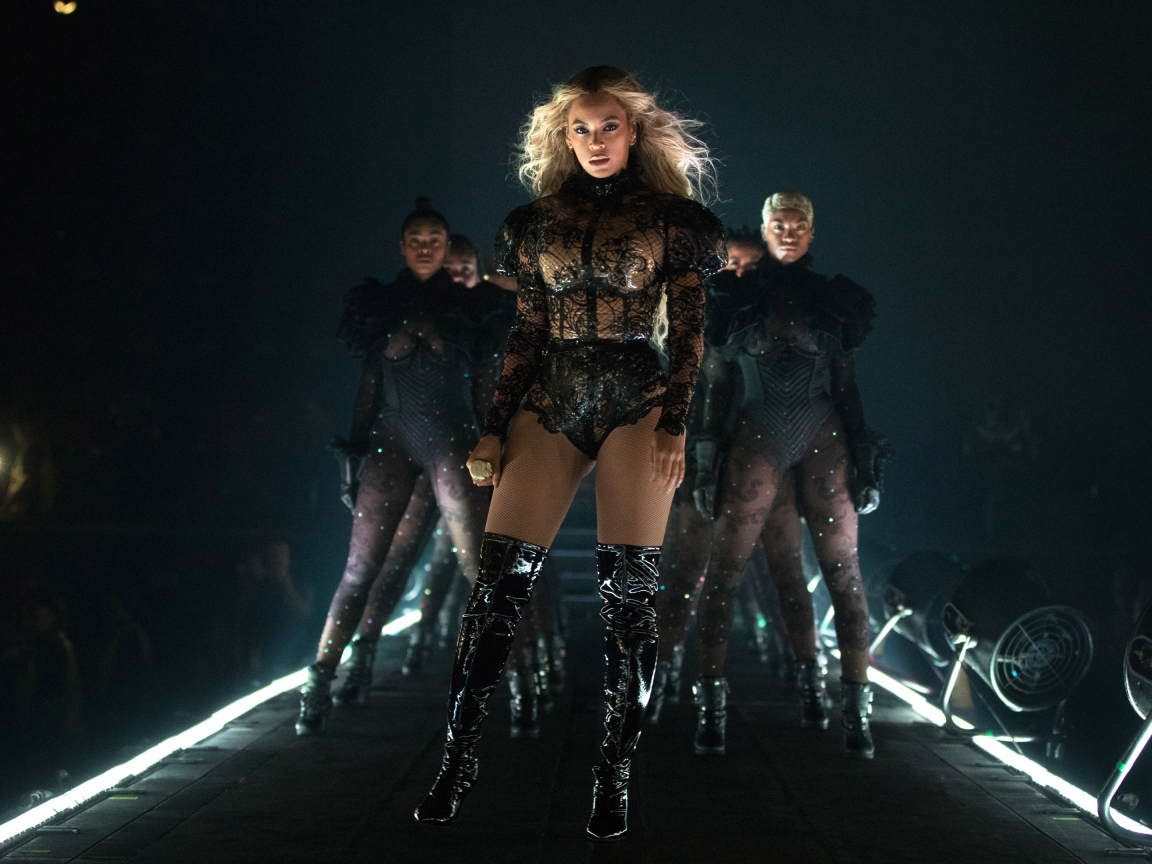 Певица Бейонсе выступление на вручении премии  MTV Europe Music Awards 