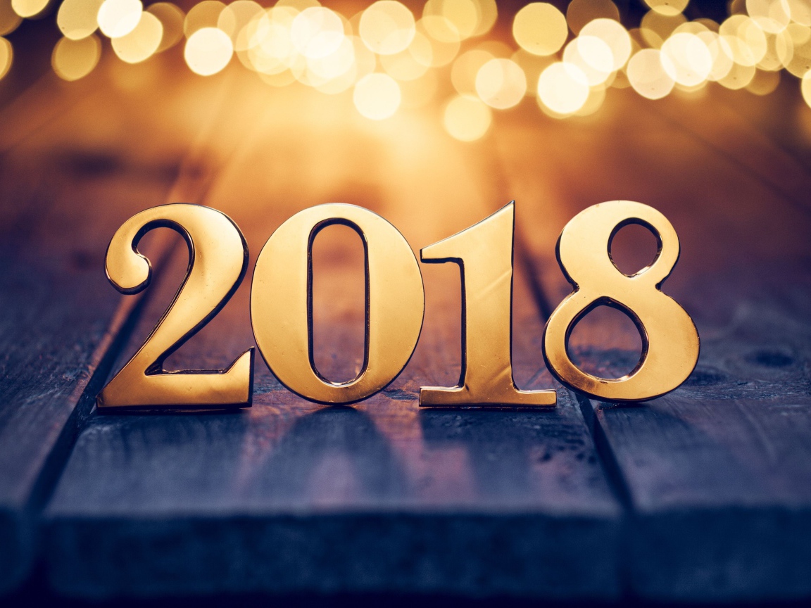 Золотые красивые цифры 2018 на Новый год