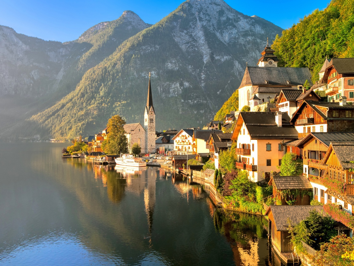 Дома у озера Хальштеттер, Австрия 