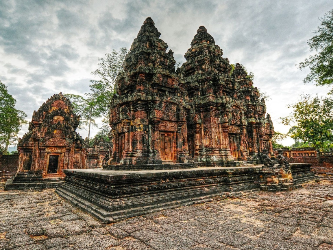 Каменный древний храмовый комплекс Ангкор Камбоджа 