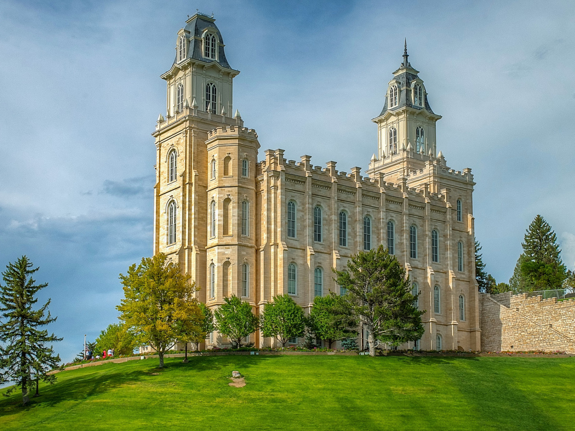 Церковь на холме Manti Utah, США
