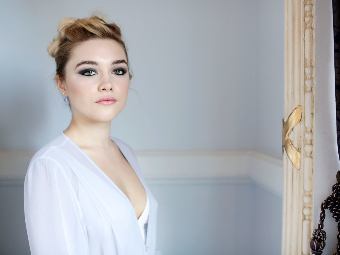 Актриса Флоеанс Паг со стильным макияжем