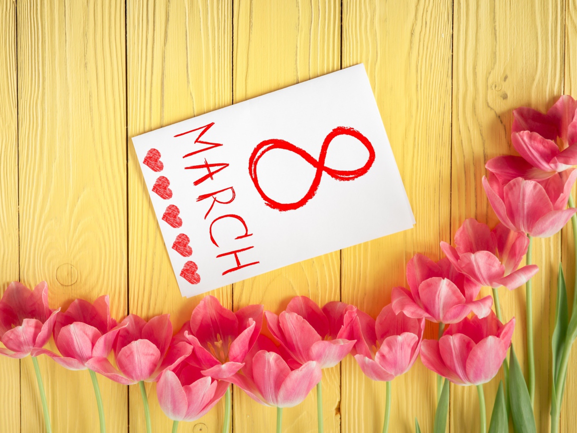 Розовые тюльпаны и открытка на 8 марта