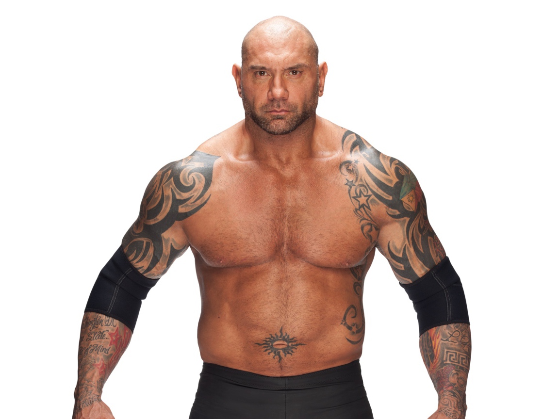 Актер Дэйв Батиста с татуировками на теле
