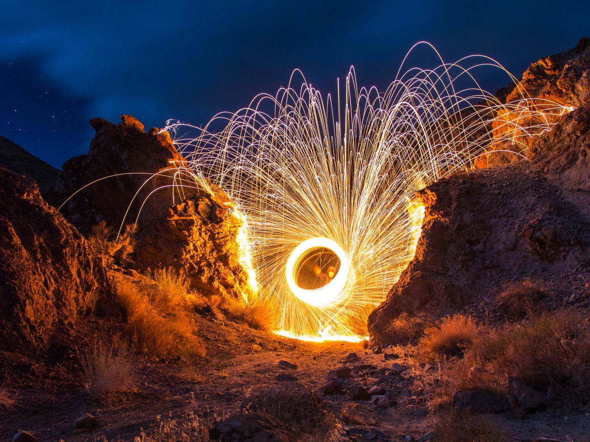 Искры среди скал