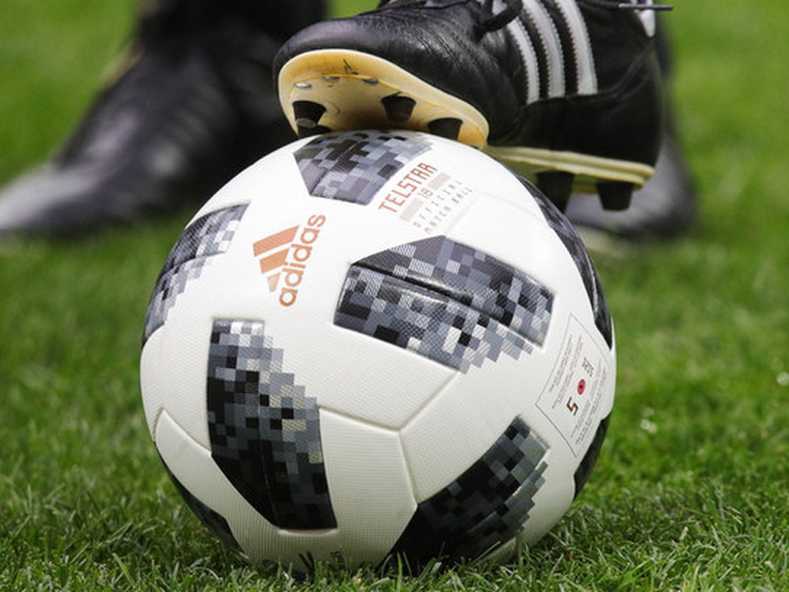 Нога футболиста на мяче, ЧМ 2018 в России