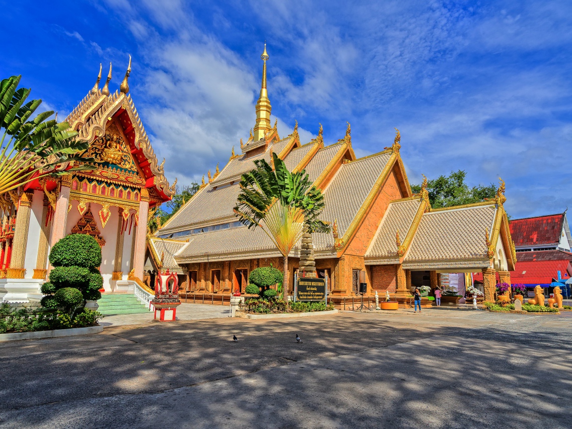 Буддийский храм Wat Maha Wanaram, Таиланд, Азия