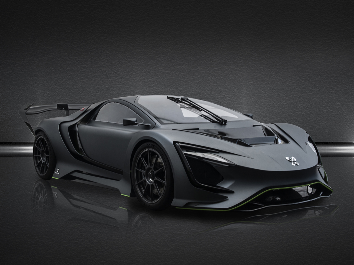 Серебристый быстрый автомобиль Dianche Bertone BSS GT One на сером фоне