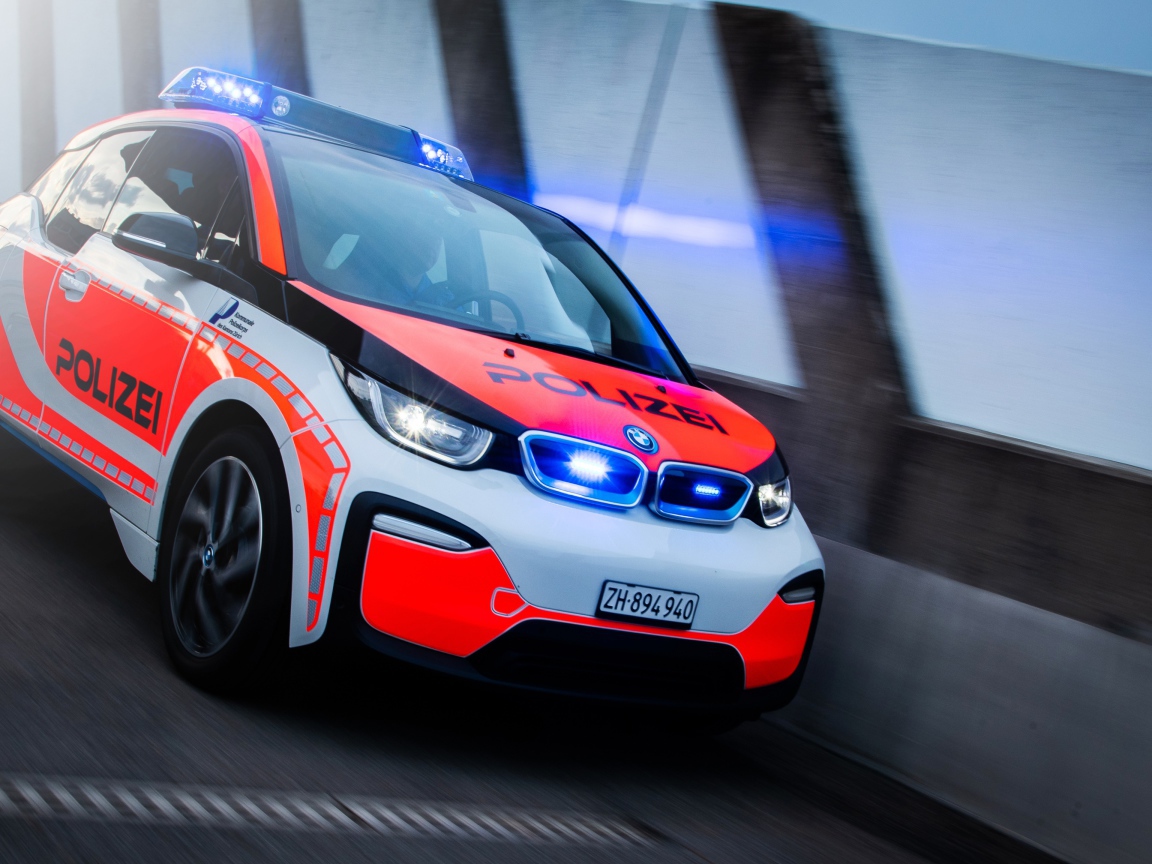 Служебный автомобиль BMW I3 Polizei 2019 года