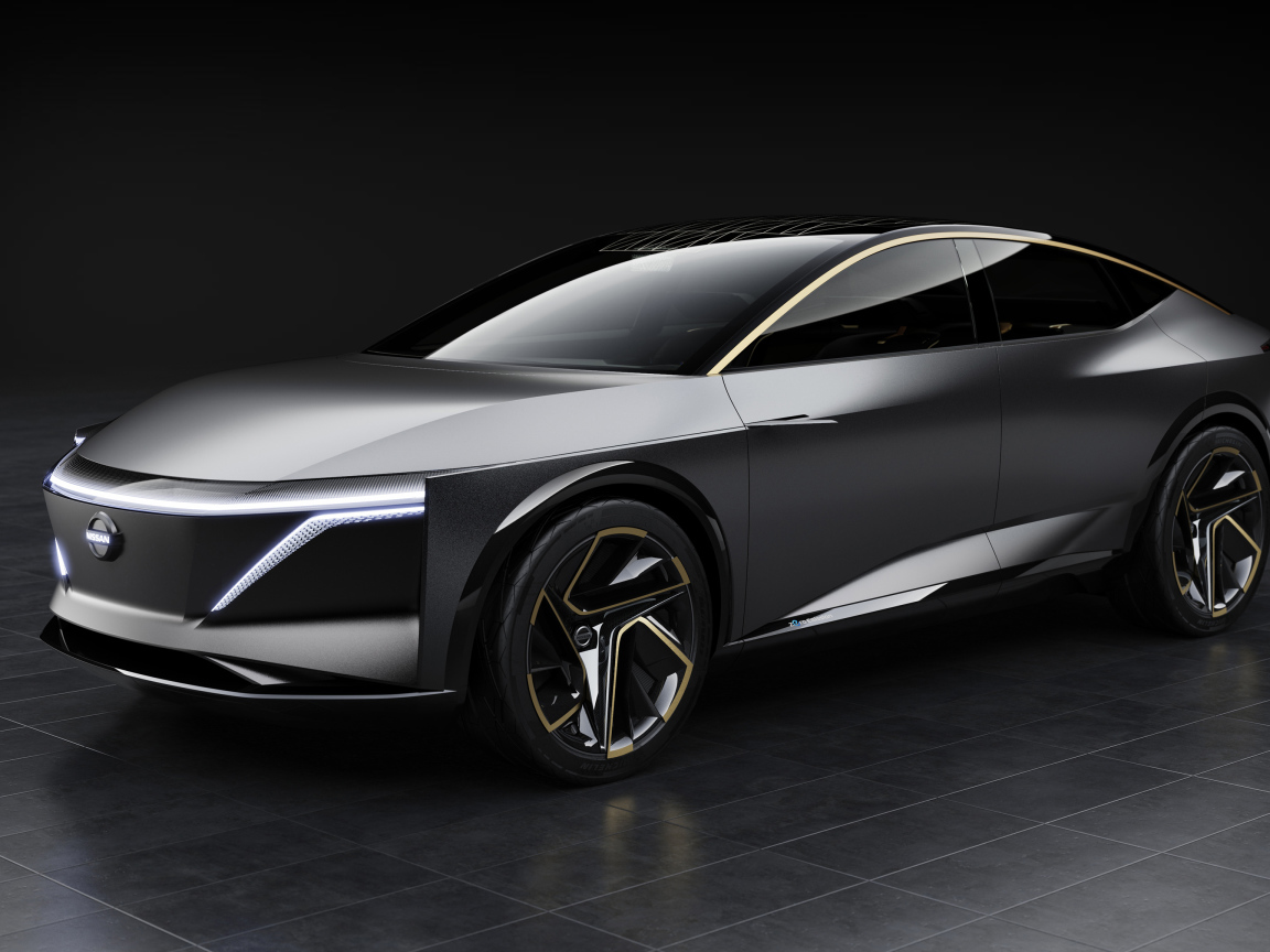 Серебристый автомобиль Nissan IMs Concept 2019 года
