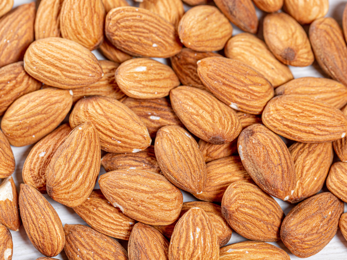 Ядра миндального ореха крупным планом