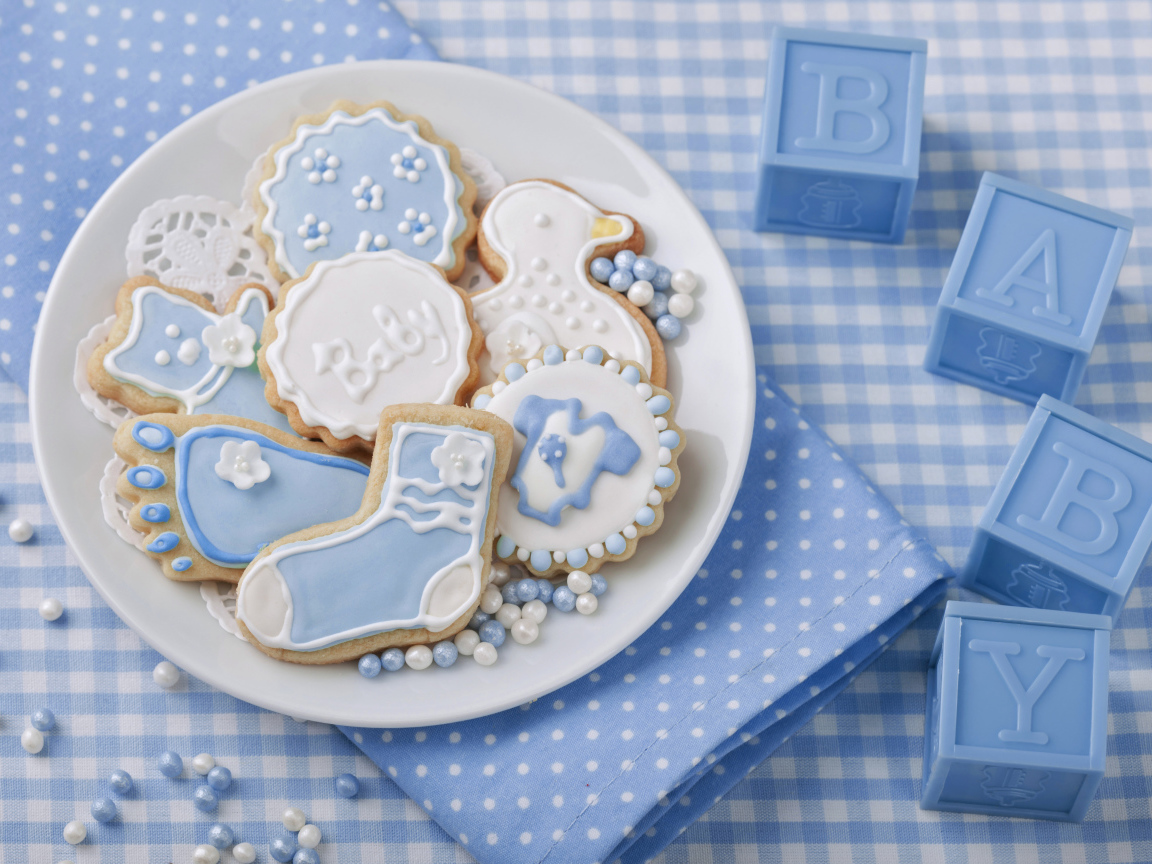 Красивое праздничное печенье с кубиками 