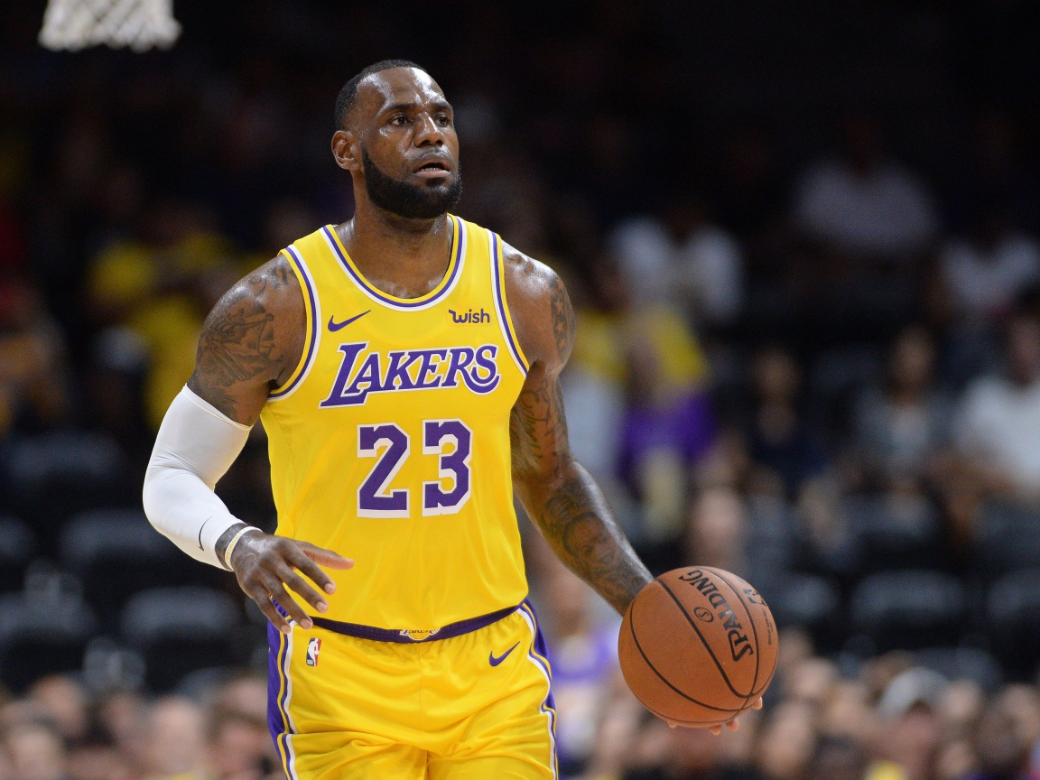 Баскетболист Леброн Джеймс игрок команды «Лос-Анджелес Лейкерс»