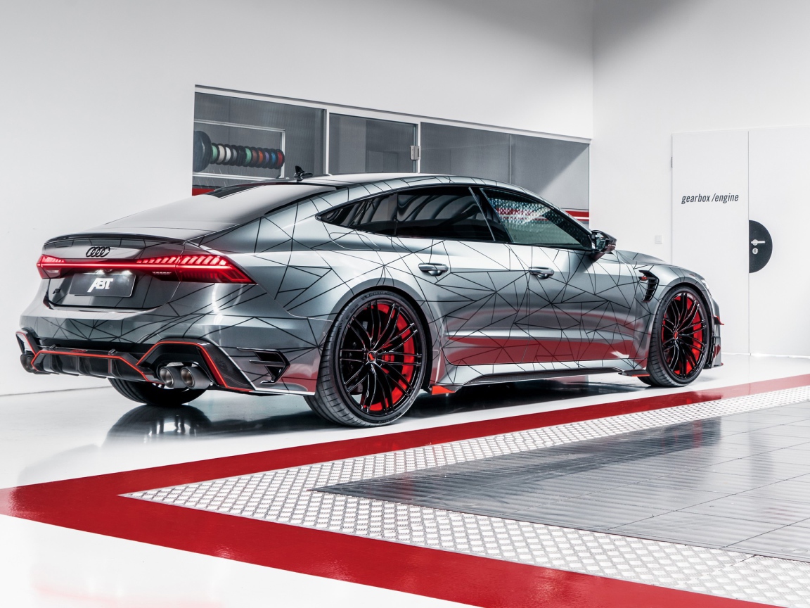 Автомобиль ABT RS7-R 2020 года на техосмотре 