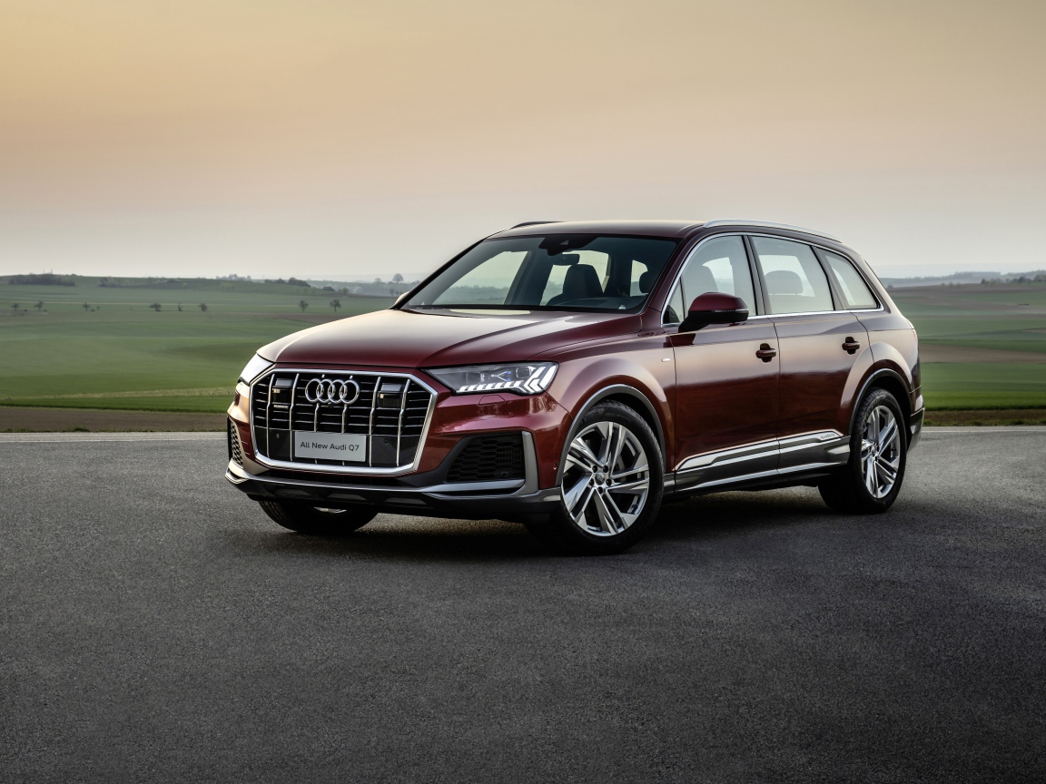 Бордовый внедорожник Audi Q7 55 TFSI Quattro S Line 2020 года