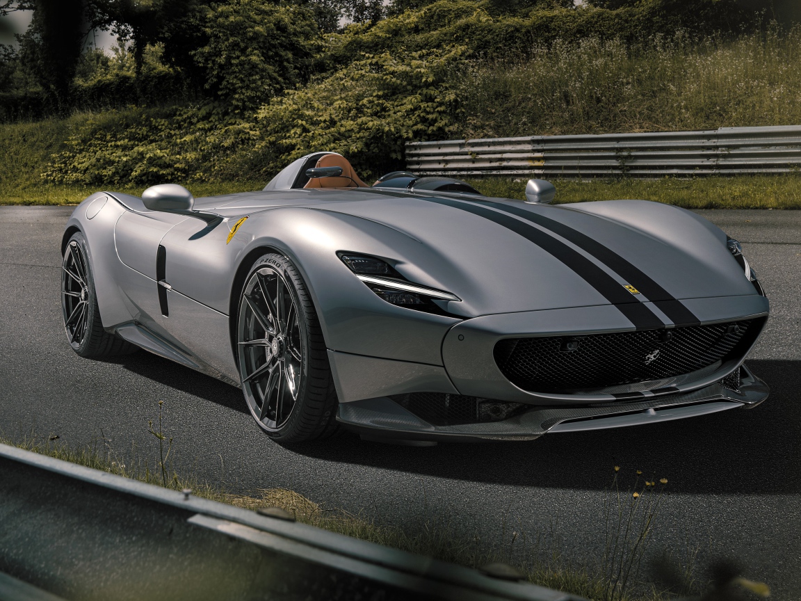 Стильный быстрый автомобиль Novitec Ferrari Monza SP1 2020 года