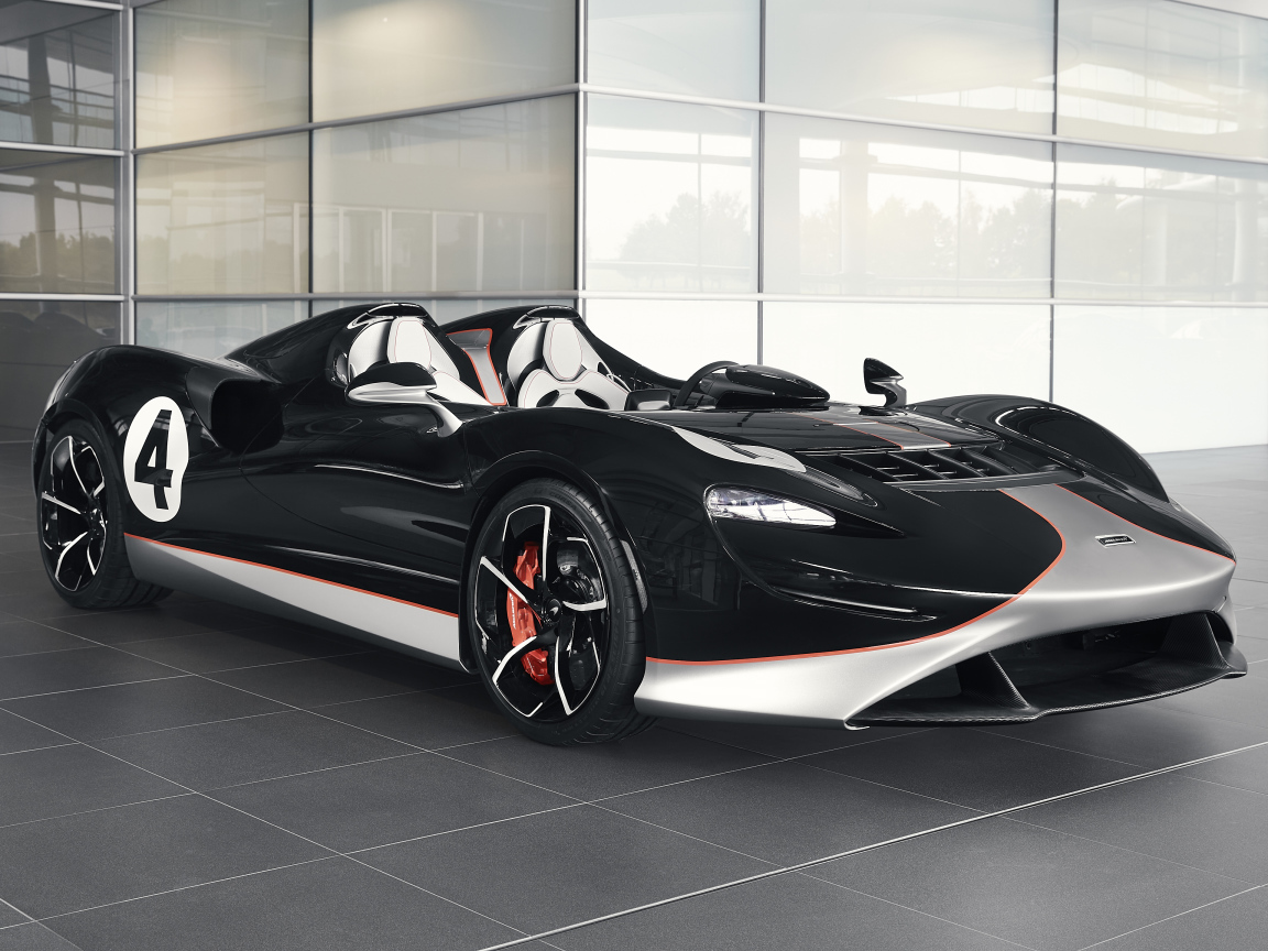 Гоночный автомобиль McLaren MSO Elva M1A Theme 2020 года