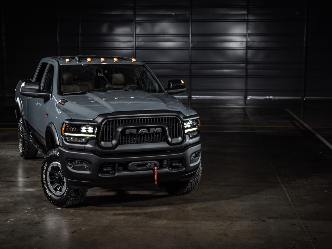 Большой пикап Ram 2500 Power Wagon 75th, 2021 года