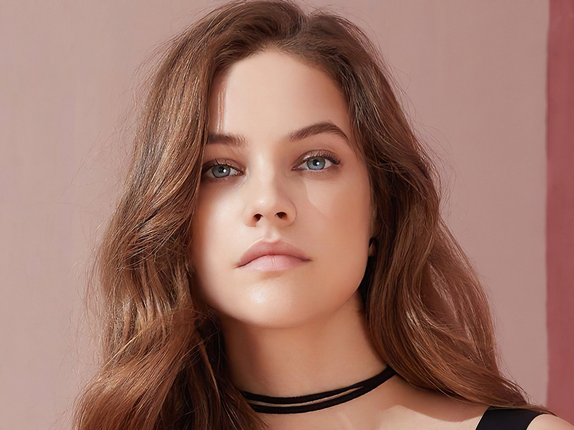 Нежная девушка с серыми глазами, модель Барбара Палвин