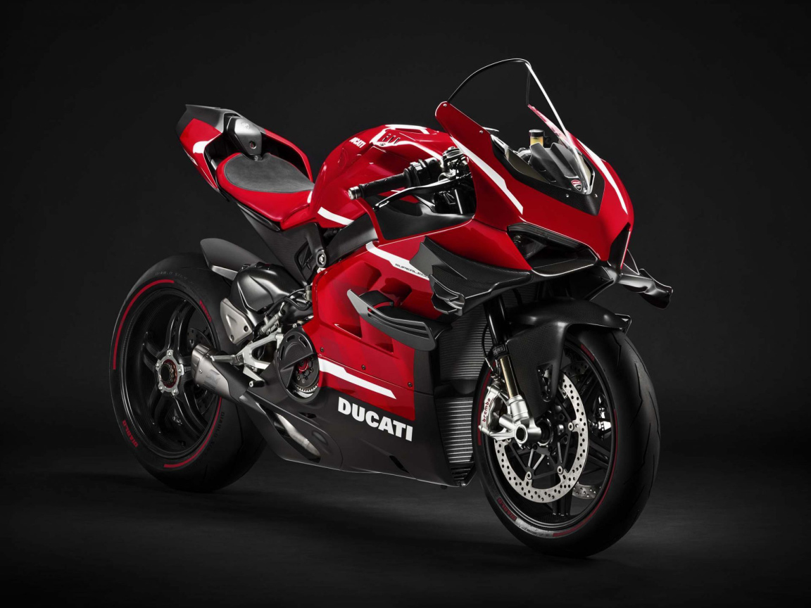 Мотоцикл  Ducati Superleggera V4, 2020 года на сером фоне