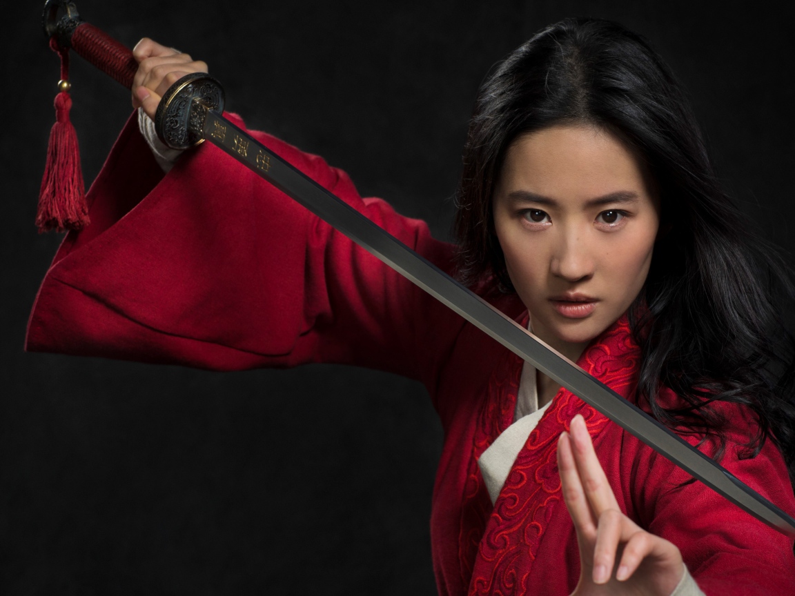 Актриса Лю Ифэй в новом фильме Мулан, 2020