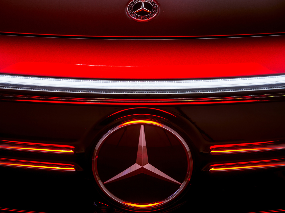 Значок автомобиля Mercedes-Benz EQA 250 AMG Line 2021 года