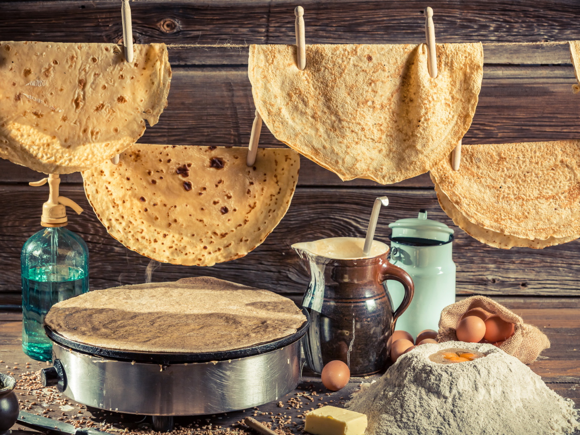 Заготовка блинов на Масленицу