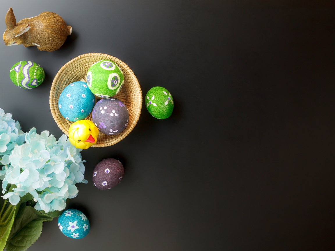 Разноцветные яйца с цветами гортензии шаблон для открытки