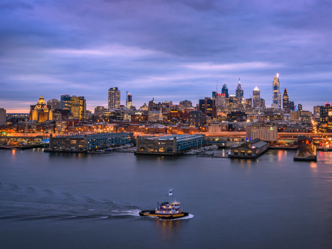 Красивый вид на ночной город Филадельфия, США