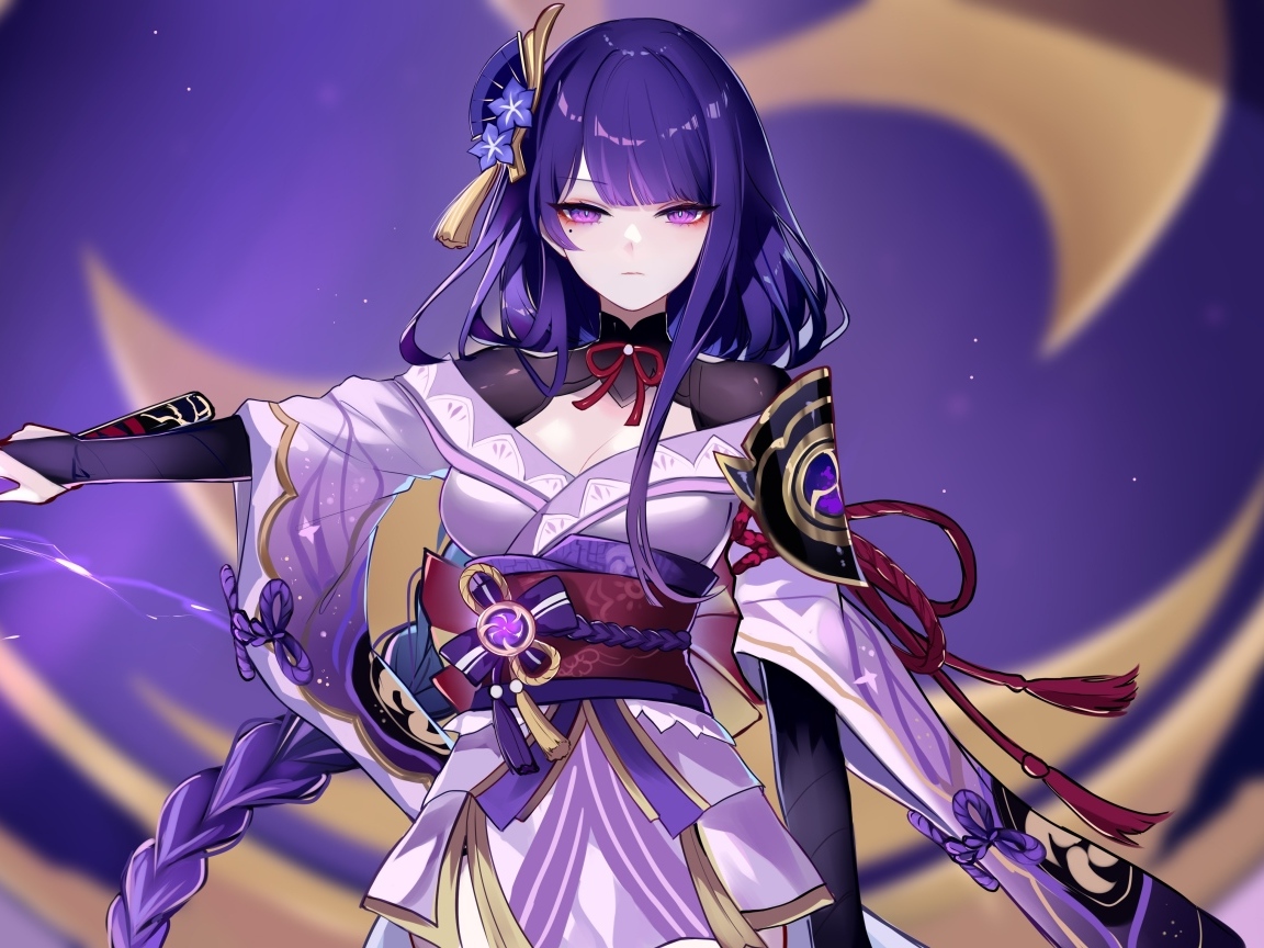 Девушка аниме с фиолетовыми волосами держит мечи